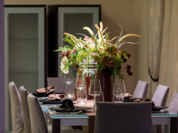 Молочный переулок, 1