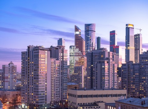 Звенигородское шоссе, 11
