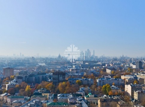 Земляной Вал улица, 37